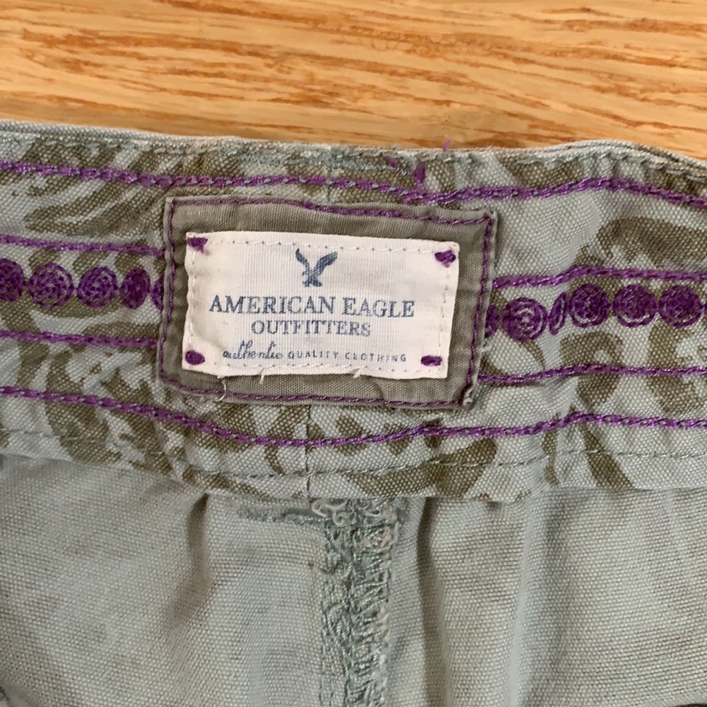 AE ✨ Shorts - Picture 3 of 3